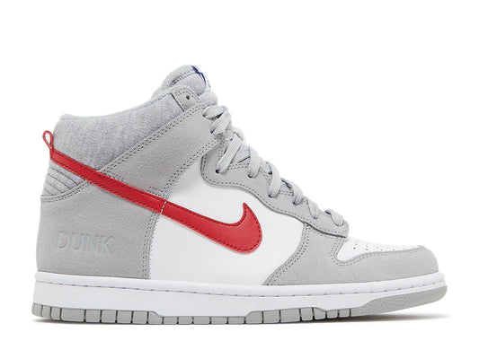 Dunk High SE GS Athletic Club - Light Smoke Grey Gym Red