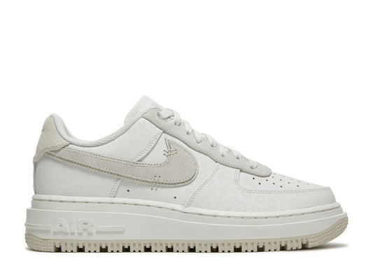 Air Force 1 Luxe Triple White